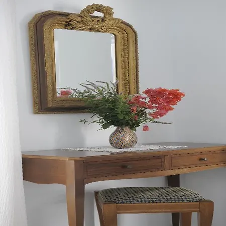 Papadakis Отель