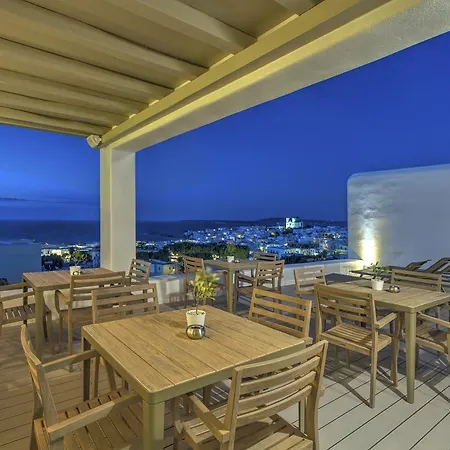 Papadakis Hotel