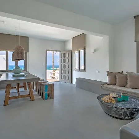 Papadakis 2* Naousa (Paros)