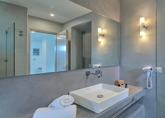 Papadakis Hotel Naousa (Paros)