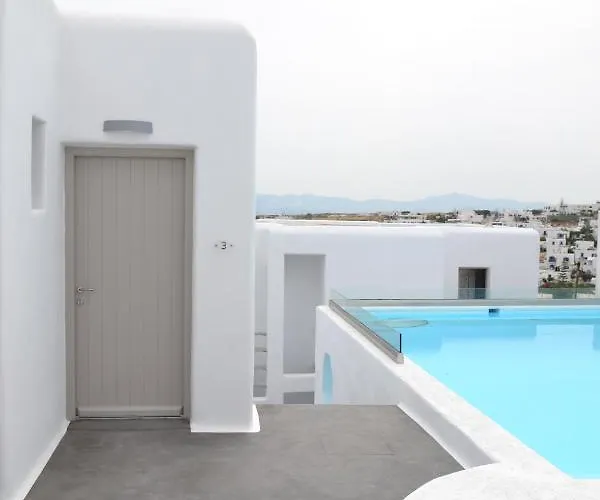 Papadakis 2* Naousa (Paros)